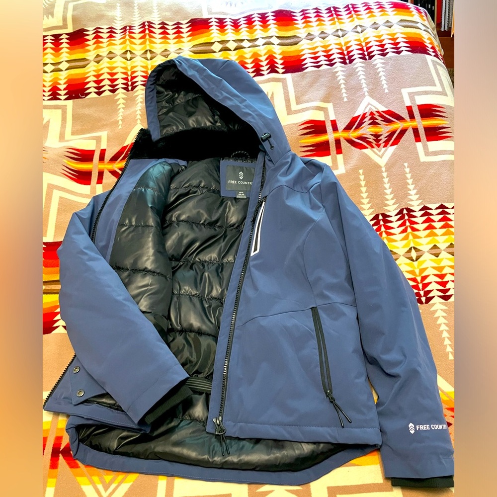 Free Country Ski Coat🎿⛷️